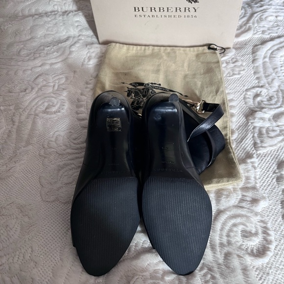 Burberry booties, authentic, excellent condition - Picture 3 of 5